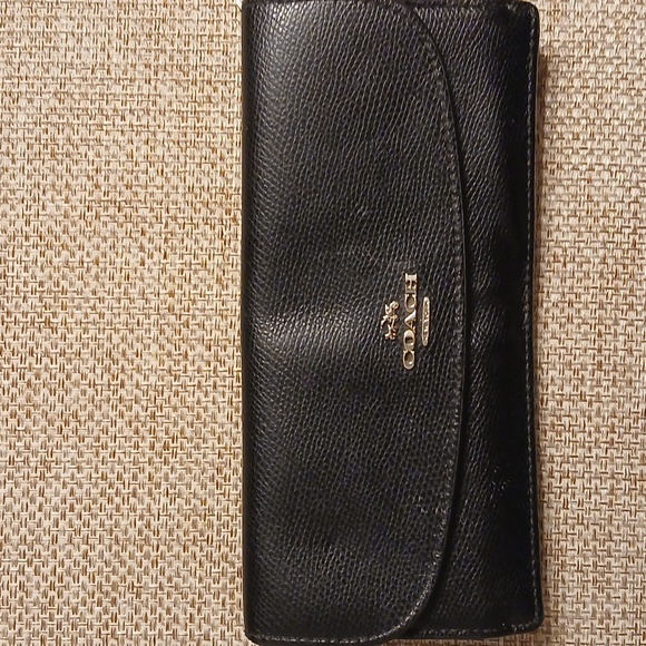 Women's Coach Wallet - Picture 1 of 4